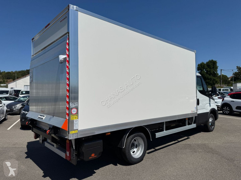 Varevogn Iveco 35C16 A8 160CV 3L HAYON MOINS DE...