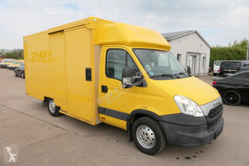 Autoutilitară Iveco Daily 35 S11 C30C AUTOMATIK...