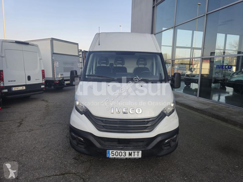Furgoneta Iveco DAILY 35S16V 12M3