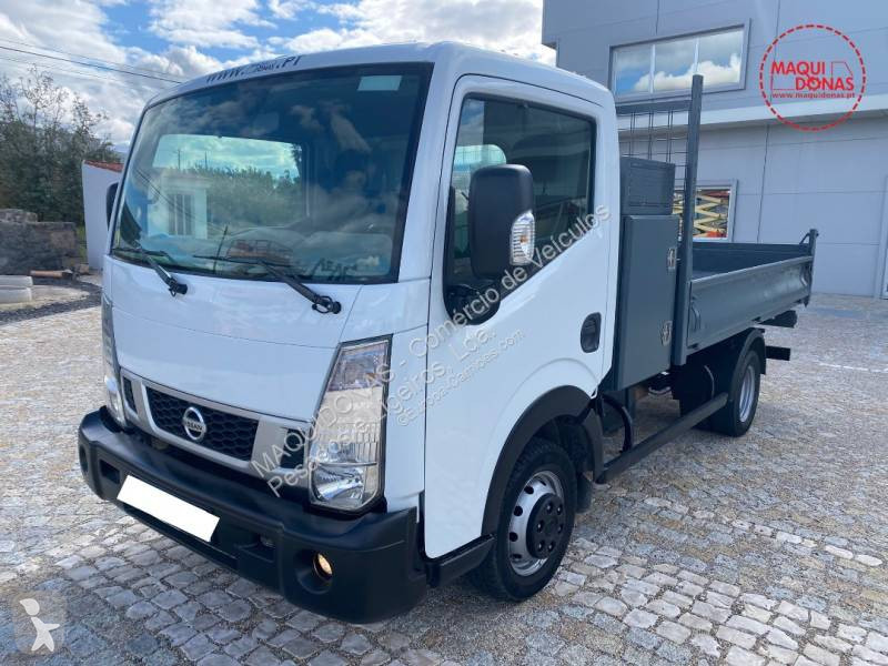 Furgoneta Nissan