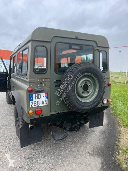 Véhicule utilitaire Land Rover