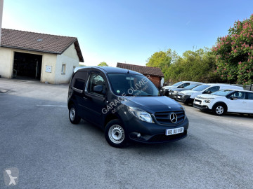Furgoneta Mercedes