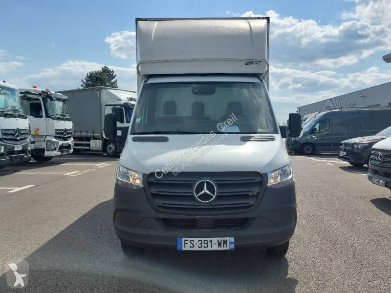 Furgoneta Mercedes