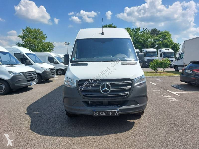 Véhicule utilitaire Mercedes