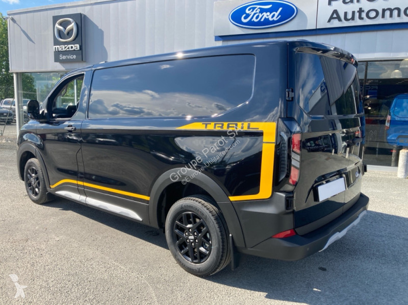 Véhicule utilitaire Ford 320 L1H1 2.0 EcoBlue...