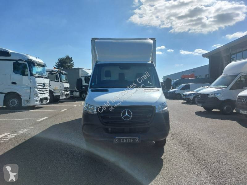 Furgoneta Mercedes