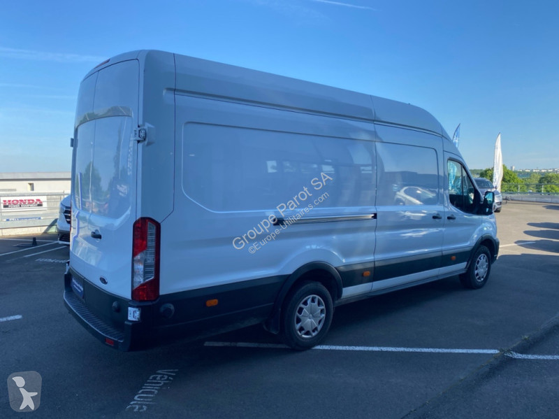 Véhicule utilitaire Ford P350 L4H3 2.0 EcoBlue...