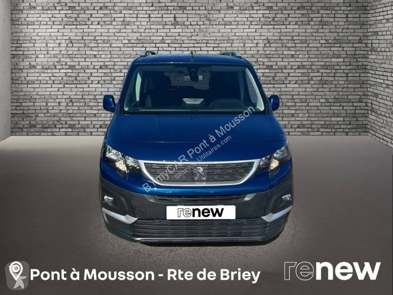 Autoutilitară Peugeot Rifter Standard BlueHDi...