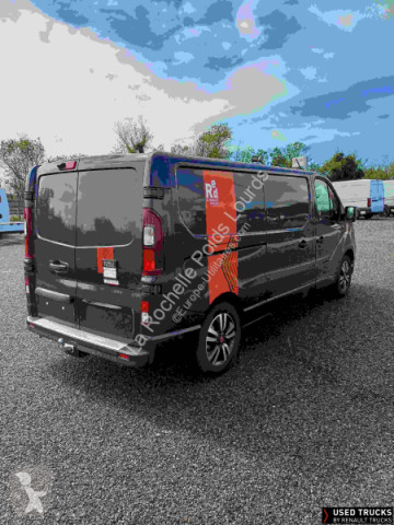 Fourgon moyen Renault