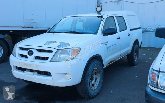 Véhicule utilitaire Toyota Hilux Double Cab 4x4
