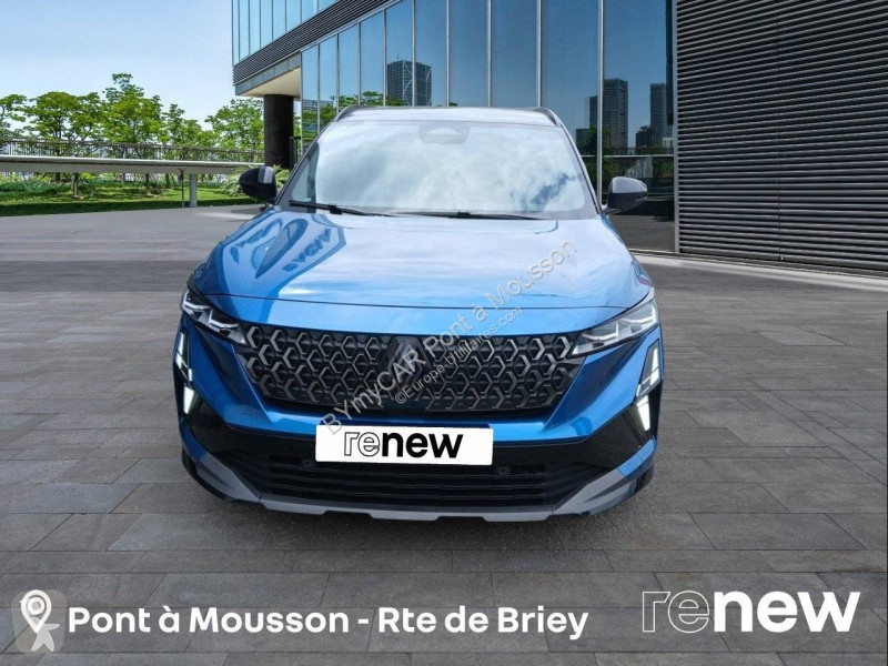 Veicolo commerciale Renault Austral full hybrid...