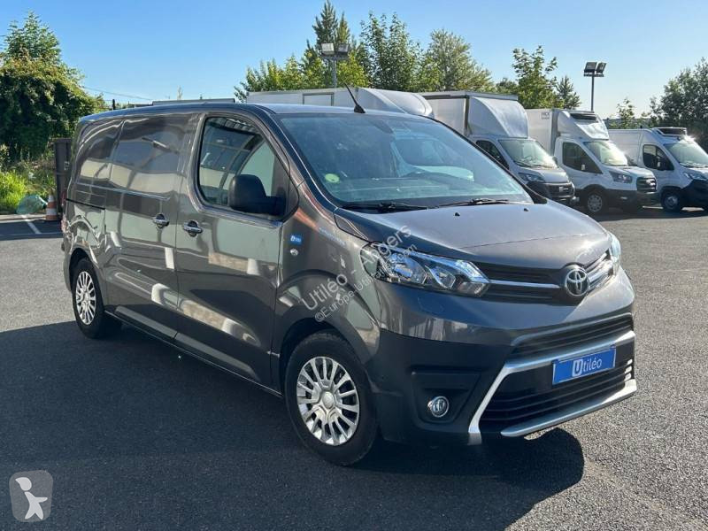 Furgoneta Toyota