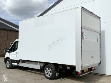 Caja cerrada Ford