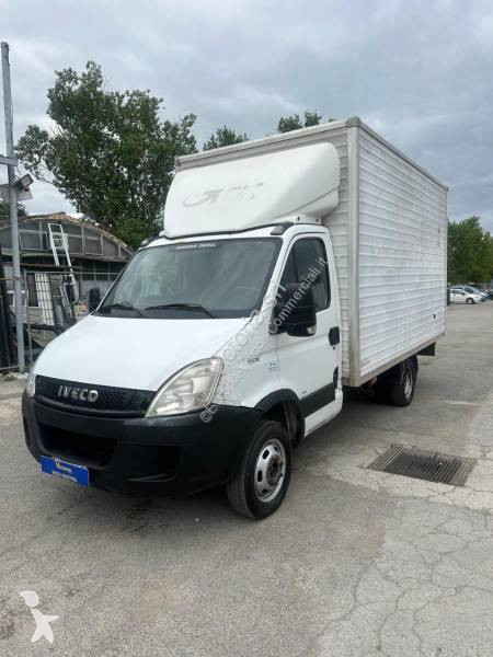 Véhicule utilitaire Iveco