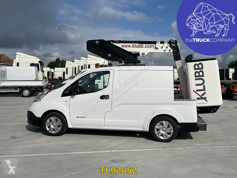 Véhicule utilitaire Nissan E-