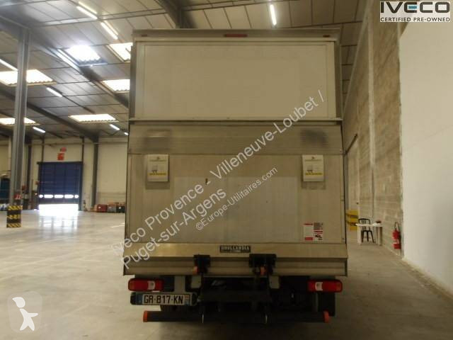 Véhicule utilitaire Iveco