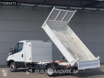 Con volquete Iveco