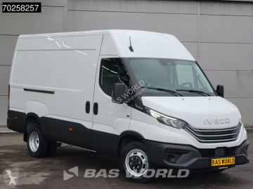 Caja cerrada Iveco nueva
