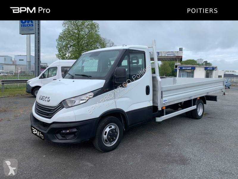 Véhicule utilitaire Iveco