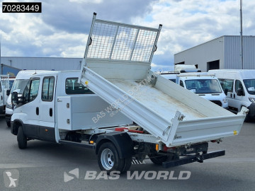 Con volquete Iveco