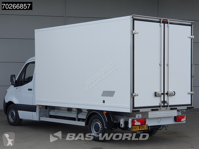Autoutilitară Mercedes 315 CDI Koelwagen...