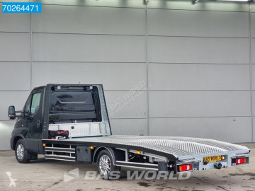 Grúa portacoches Iveco nueva