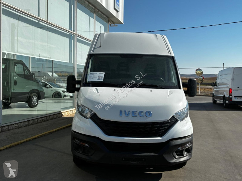 Furgoneta Iveco 35S14 16m3