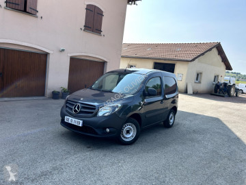 Furgoneta Mercedes