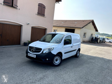 Furgoneta Mercedes