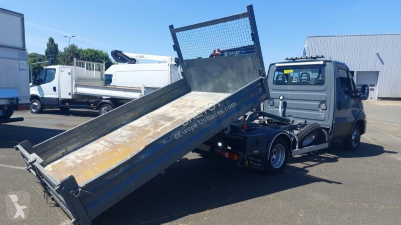 Furgoneta Iveco 35C16