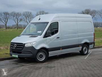 Caja cerrada Mercedes