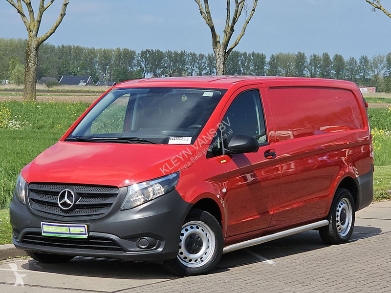Véhicule utilitaire Mercedes 110 ac EURO6