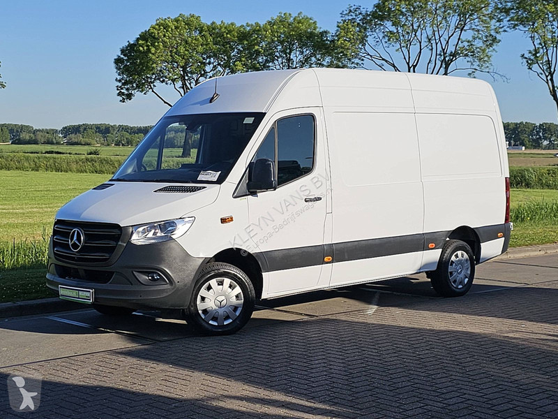 Bedrijfswagen Mercedes 317 L2H2 Navi RWD!