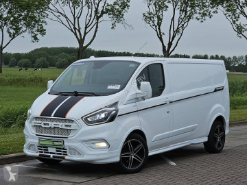 Caja cerrada Ford