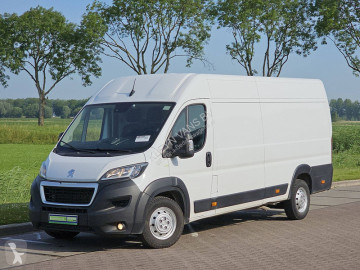 Caja cerrada Peugeot