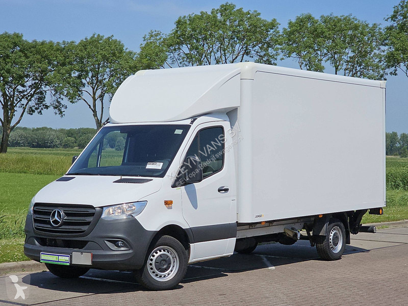 عربة نفعية Mercedes 317 Bakwagen Laadklep!