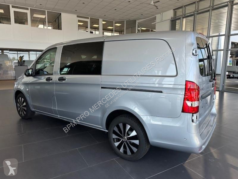 Véhicule utilitaire Mercedes Fg 119 CDI Mixto...