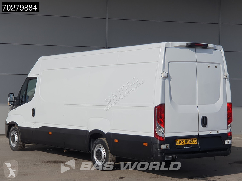 Veículo utilitário Iveco 35S13 L3H2 3500KG...