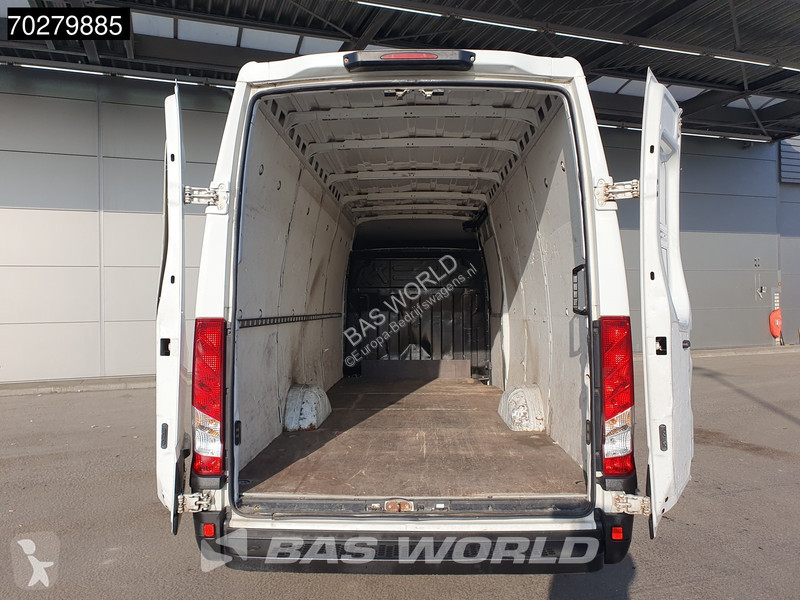 Užitkové vozidlo Iveco 35S13 L3H2 3500KG...