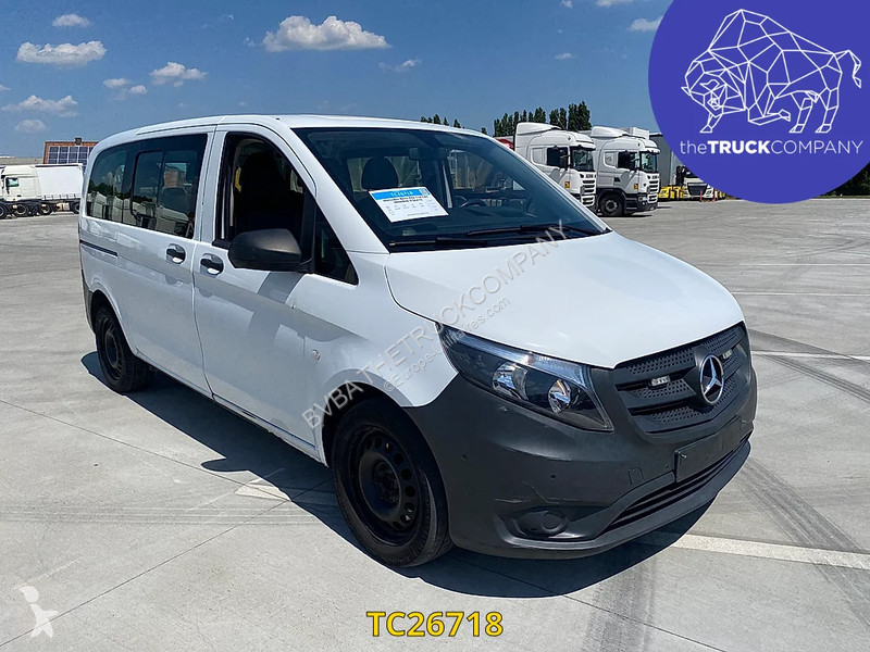 Véhicule utilitaire Mercedes 114 CDI MINIBUS 9...