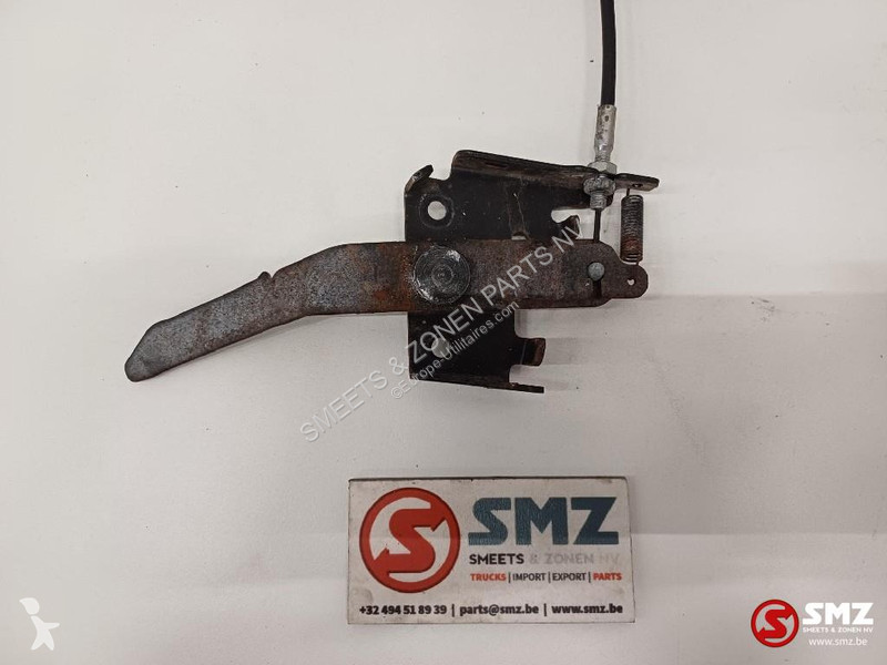 Užitkové vozidlo Caterpillar Cabin door lever +...