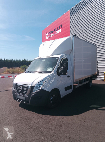 Véhicule utilitaire Nissan 20M3 145 CV FOURGON...
