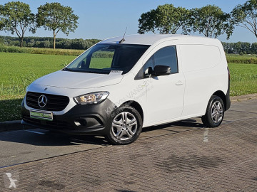 Caja cerrada Mercedes