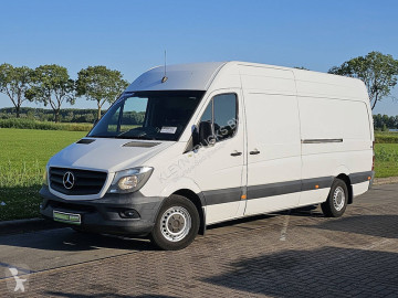 Caja cerrada Mercedes