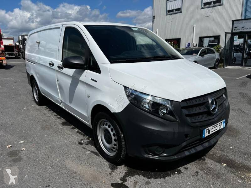 Furgoneta Mercedes