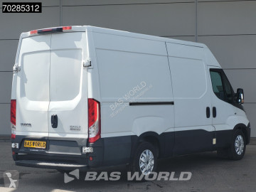 Caja cerrada Iveco