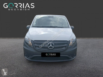 Fourgon utilitaire Mercedes