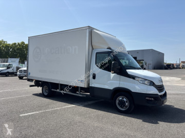 Fourgon utilitaire Iveco