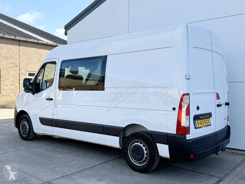 Véhicule utilitaire Renault T35 2.3 dCi 180PK...