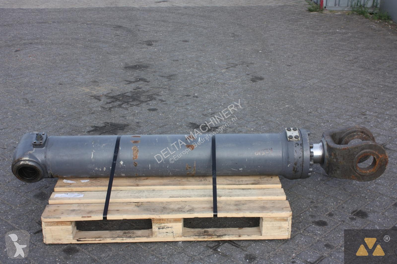 Autoutilitară Volvo Cylinder lift